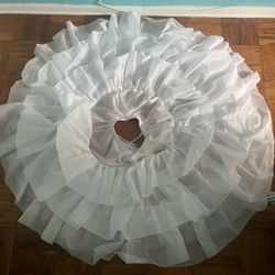 white crinoline