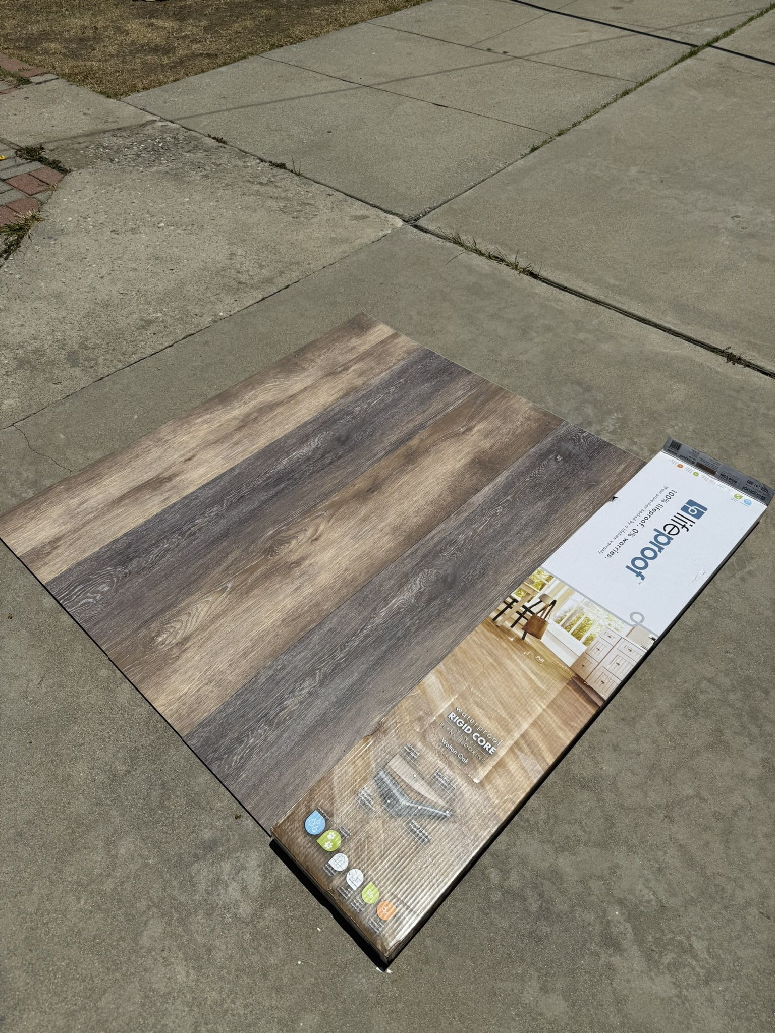 Lifeproof Walton Oak Waterproof Luxury Vinyl Plank Flooring  