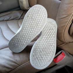 Girls  Tri Pink Adidas  Size 13 1/2