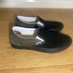 Size 10 Men’s Slip On Van’s Green\Black