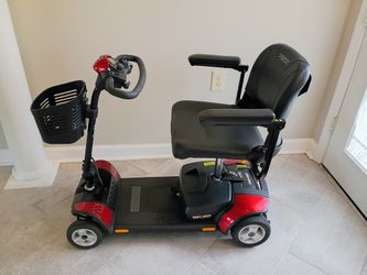 Pride Go Go Sport 4-Wheel Scooter w/ EZ Turn — Barely Used $850/BO