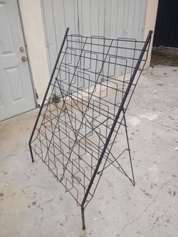 Magazine rack
