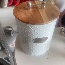 New Dog Food Container!