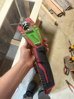 Milwaukee 12v tubing cutter