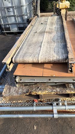6’x2’ x 6’ conveyor