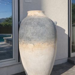 LARGE CERAMIC FLOOR VASE / URN (VERY LARGE)
