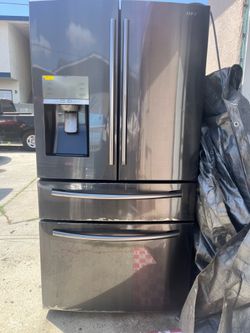 Refrigerator