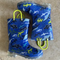 Members Mark Light Up Toddler Boy Rain Boots Shark Print Size 9