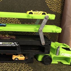 Race & Store Transformer Toy Truck