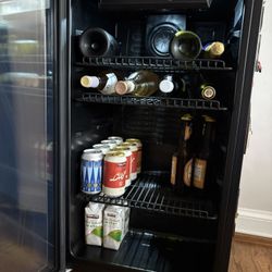 hOmeLabs Beverage Refrigerator and Cooler