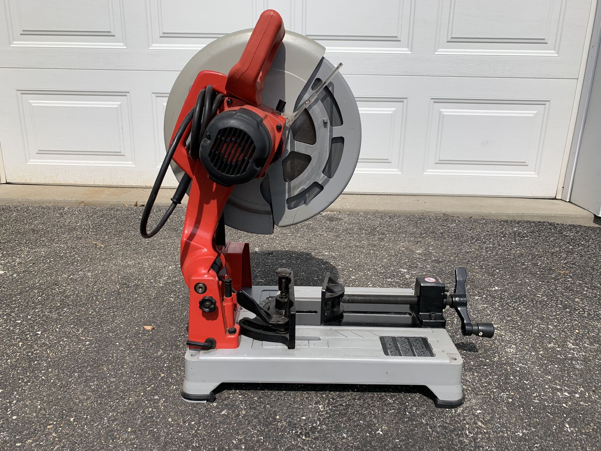 Milwaukee 14" DryCut Machine Chop Saw (Model 619020) for Sale in