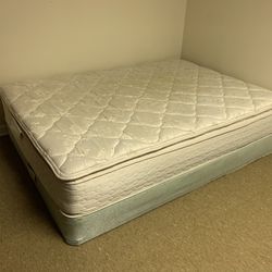 Sealy full size mattress and boxspring
