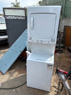 2017 GE  washer and dryer