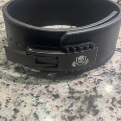 Manueklear Lever Buckle Weightlifting Belt