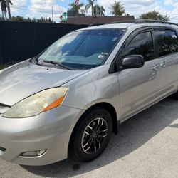 2007 Toyota Sienna