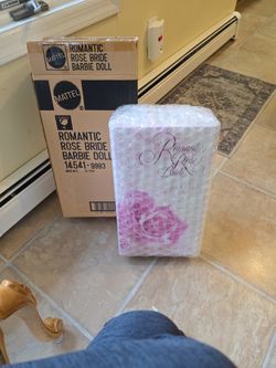 BARBIE ROMANTIC ROSE BRIDE