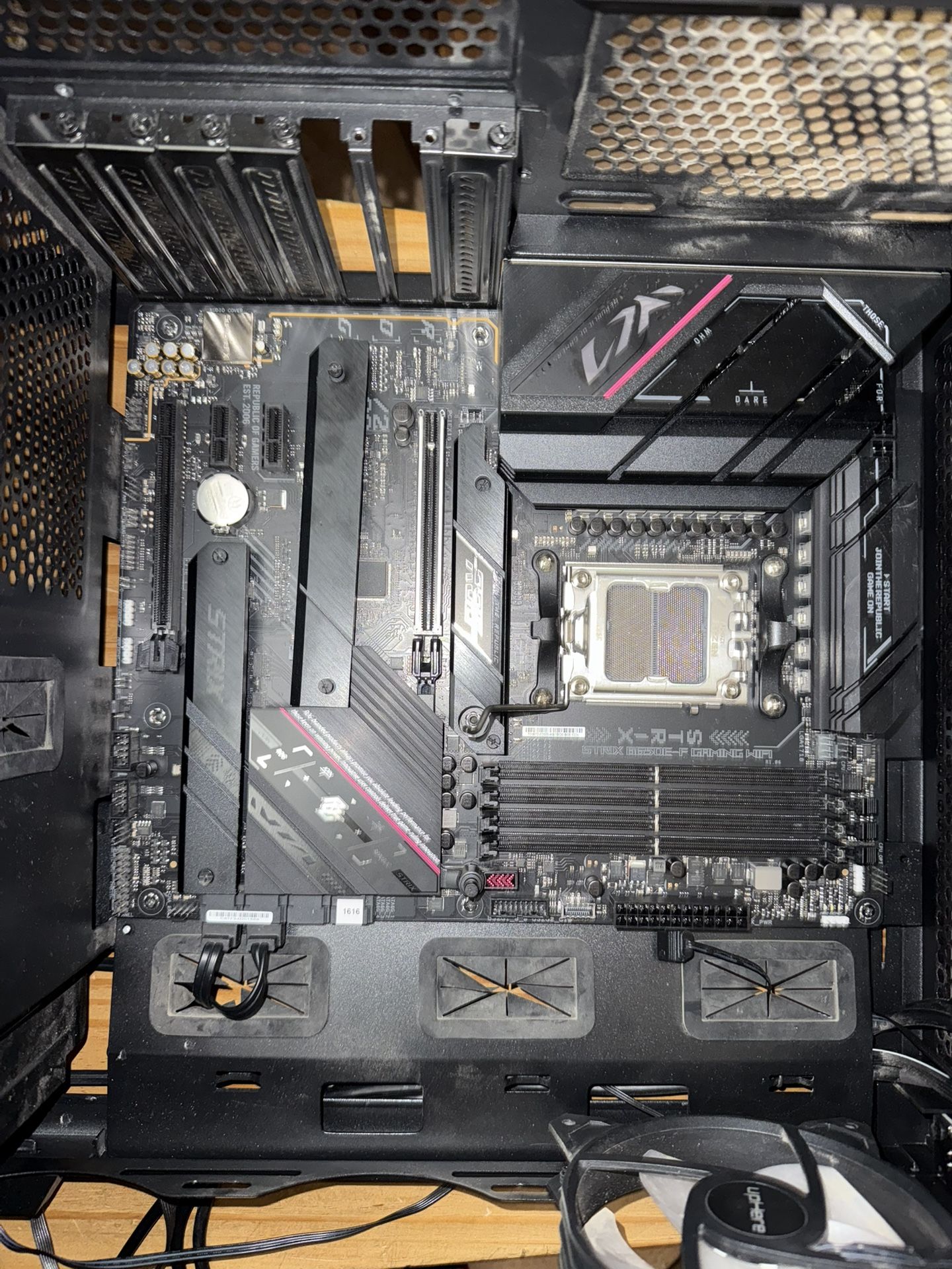 asus rog strix b650e-f gaming wifi Motherboard AM5