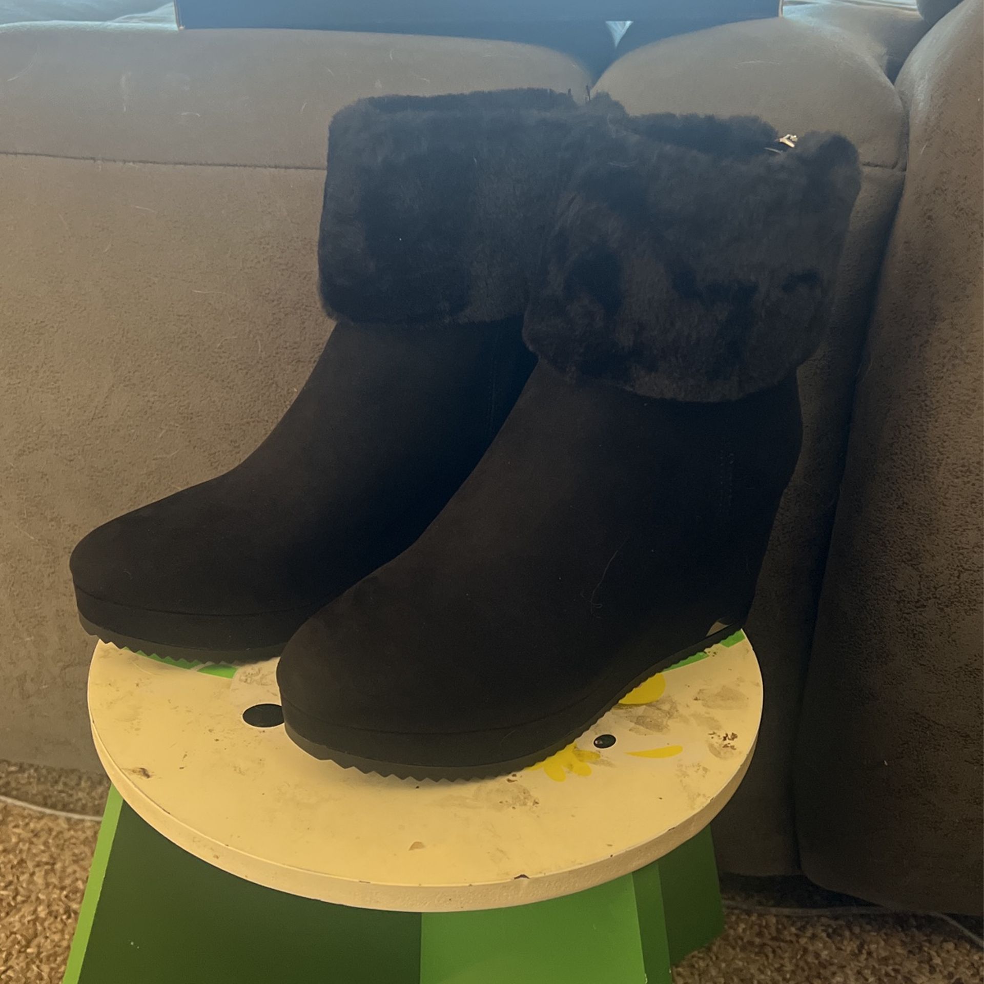 DKNY NADRA Wedge Bootie