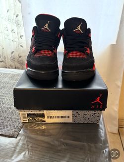 Red Thunders Retros