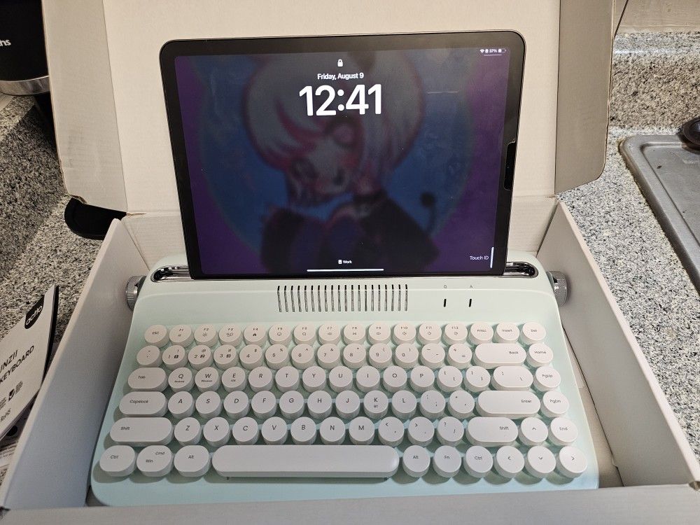 Typewriter Keyboard