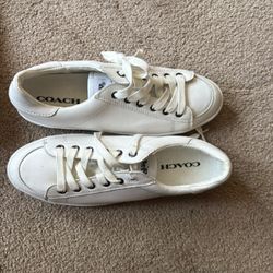 Brand New Coach Size 9