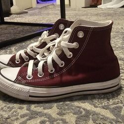 Maroon high top converse 