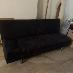 Futon B