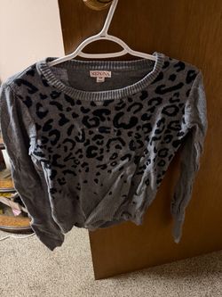 Merona Gray Leopard Print Knit Sweater Size S