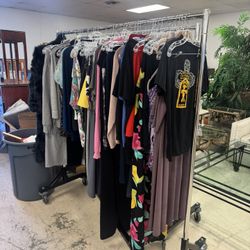 Women’s And Men’s Clothes - Excellent Condition 
