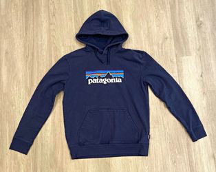 Patagonia P-6 Logo Pullover Hoodie Navy