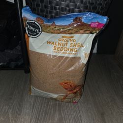 Walnut Bedding
