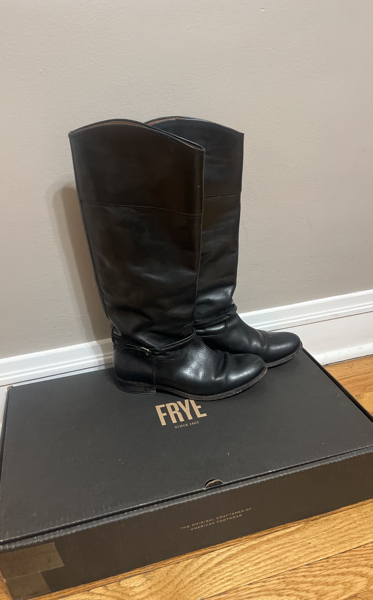 Frye Black Leather Boots Size 8.5