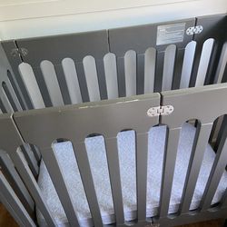 Mini Crib