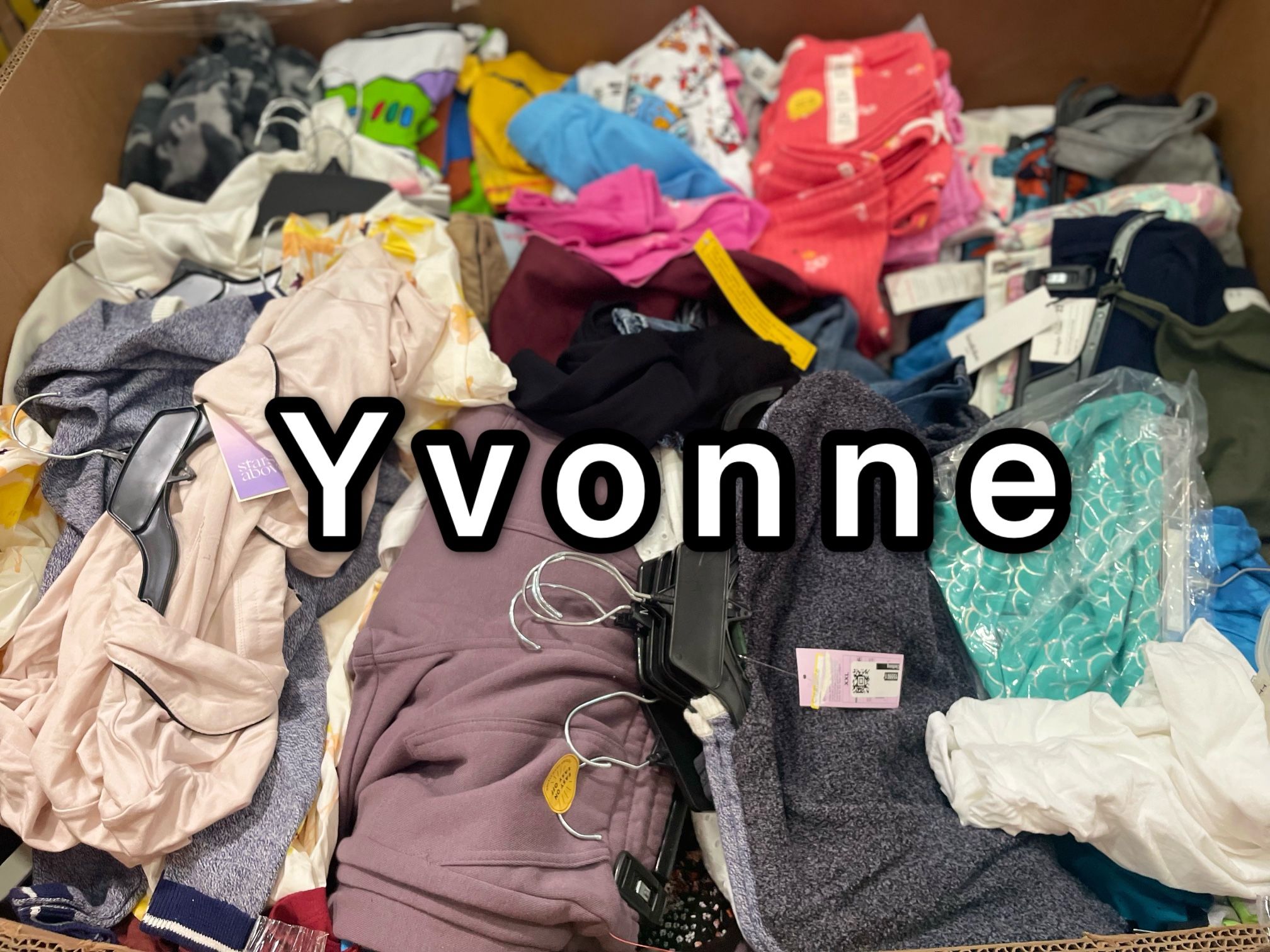 Mixed Clothes From Target Liquidation Pallet Gaylord