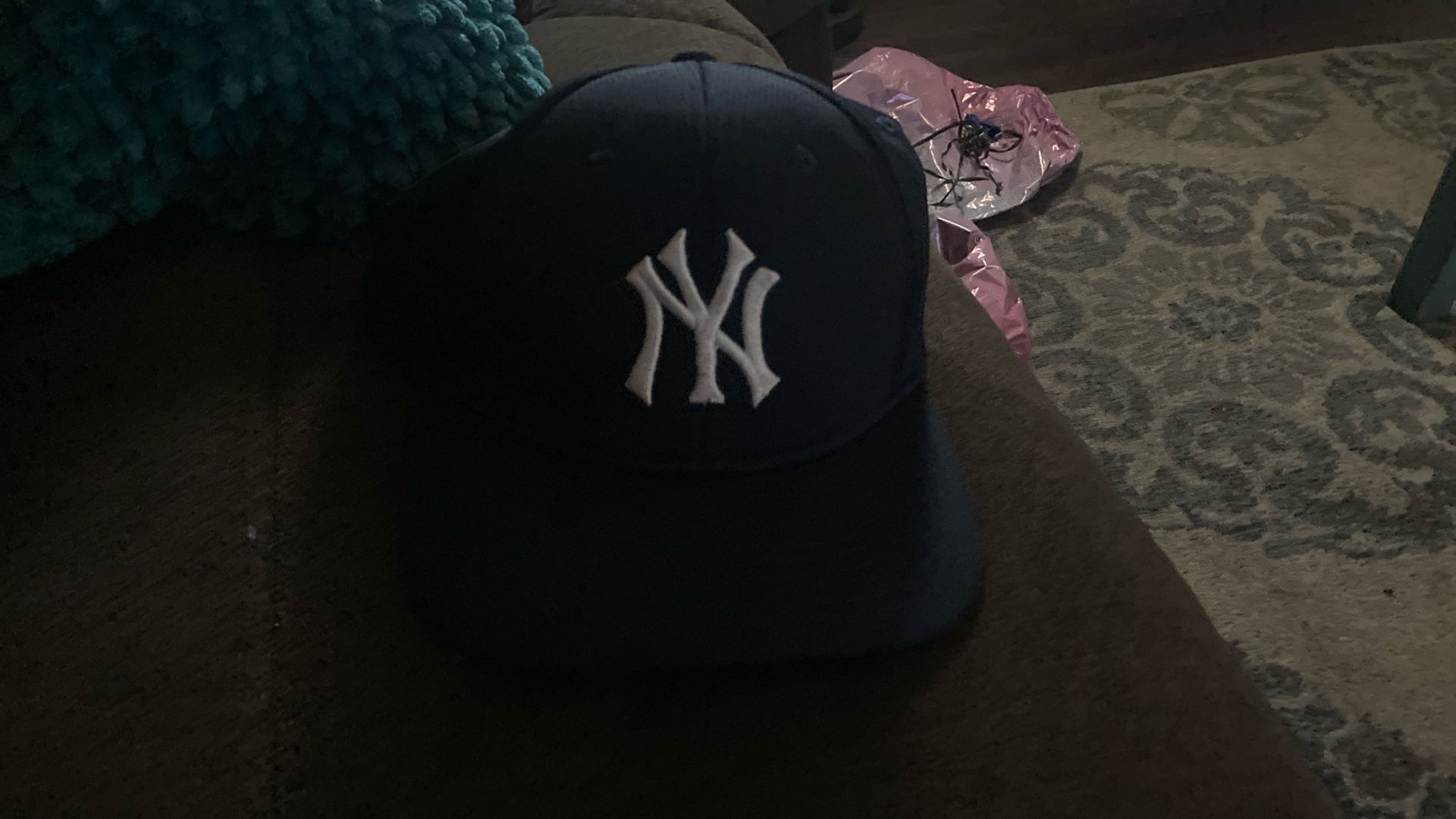 New York Yankees Hat Selling For Cheap Velcro Can Make Any Arrangements if Needed