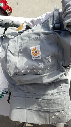 Ergo baby carrier