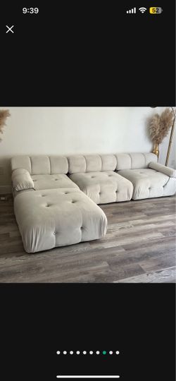 4 seater cream couch