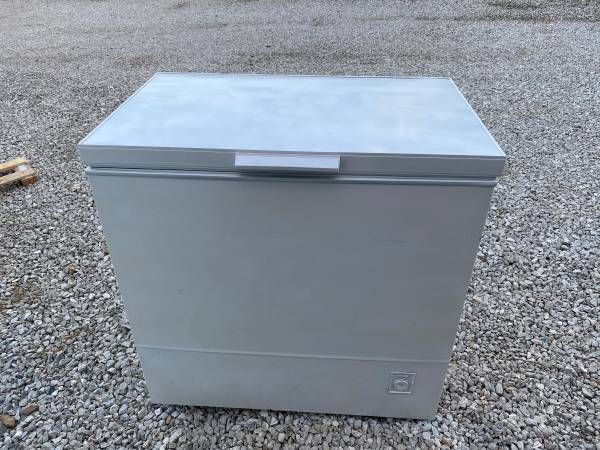 Chest FREEZER-delivery