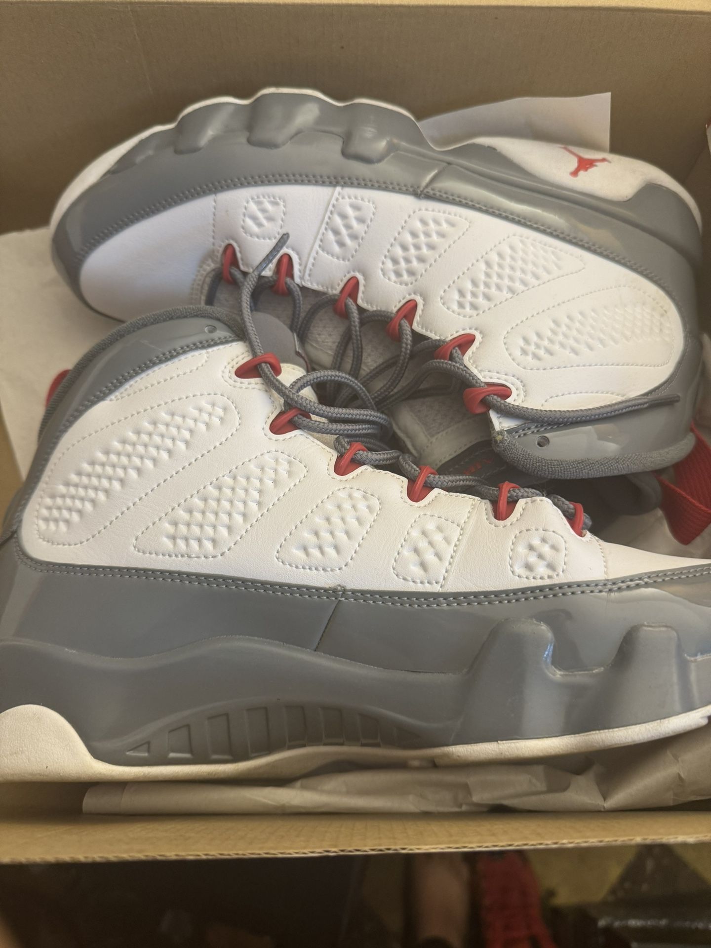 Air Jordan Retro Fire Red Size 11