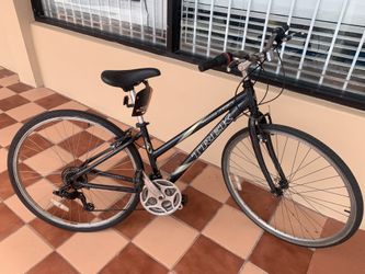 TREK MULTITRACK7100 , SIZE 29 IN GOOD CONDITION PAYMENT METHOD OF PAYMENTS, CASH, CREDIT OR DEBIT $170