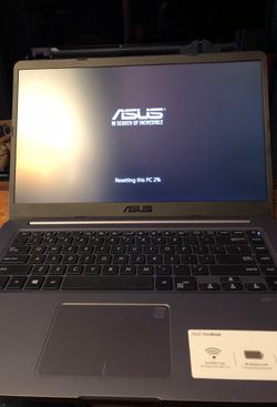 ASUS VivioLapbook i5 8th Gen, model X510-UAR, 1TB SSD, 8GB MEM. Laptop for sale. Make me a reasonable offer.