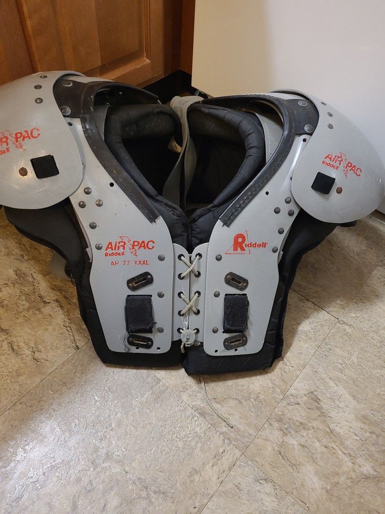 AIR PAC Chest Protector Shoulder Pads
