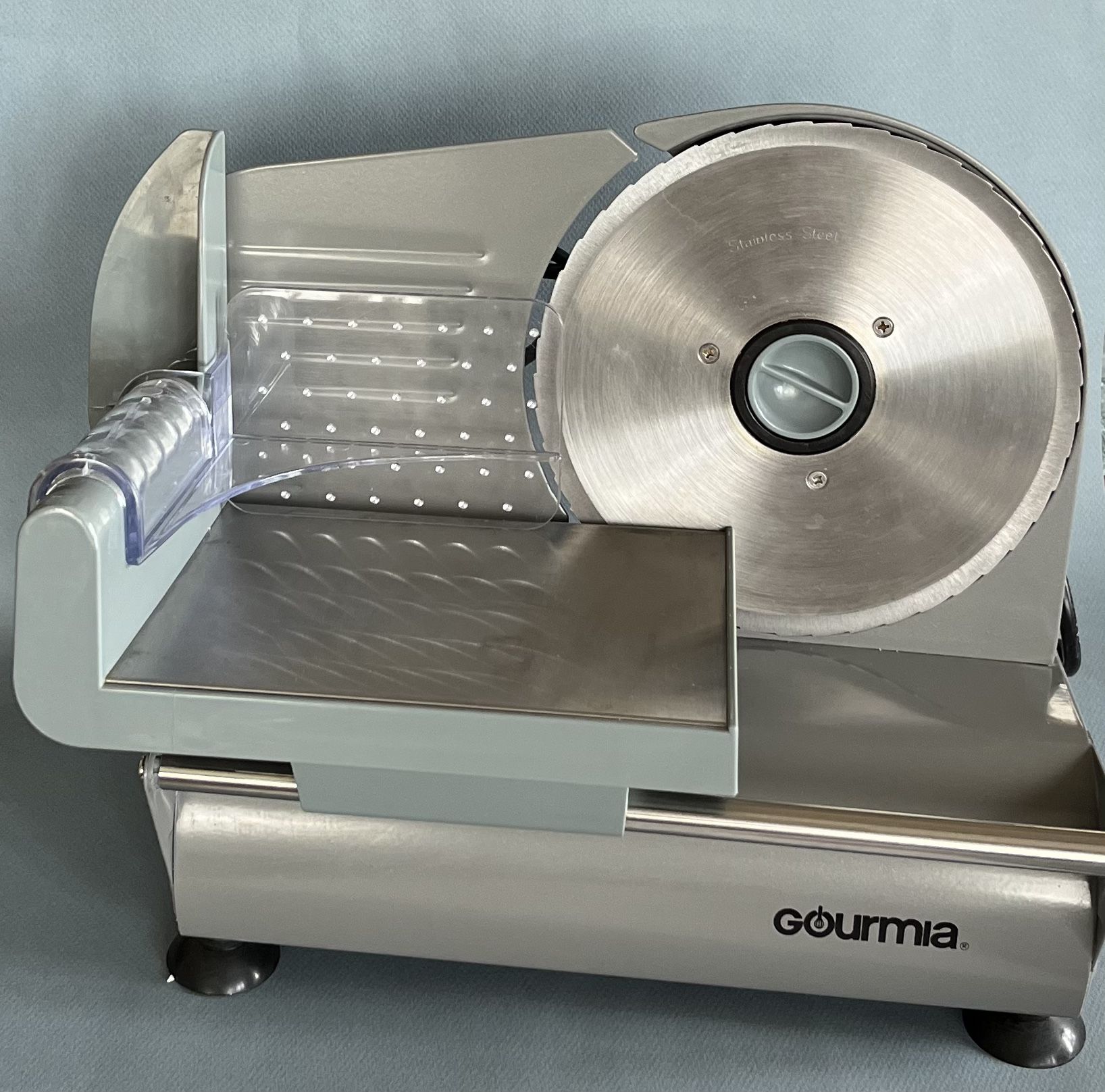 Gourmia GFS-700 Counterman Food & Meat Slicer - Thumbnail 2