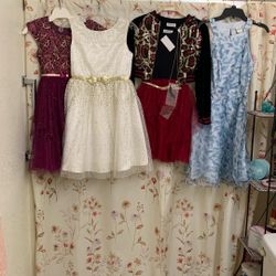 Sz. 12 Girls party Dresses.      Chino, Ca