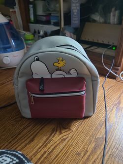 Snoopy mini backpack