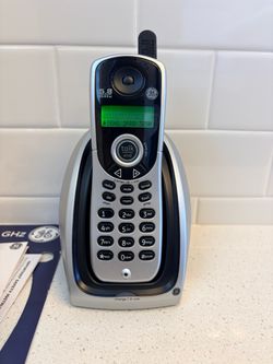 GE 5.8 GHz Cordless Phone