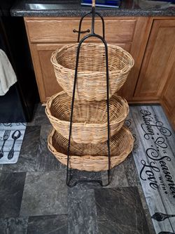 Large 3 tier basket stand.