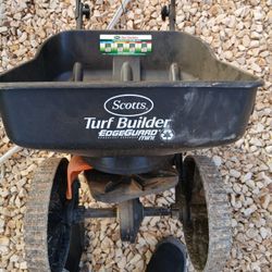 Scott's Turf Builder Edgeguard