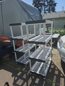 Plastic Keter free standing shelves