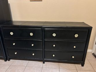Black leather bedroom set (4 pieces)